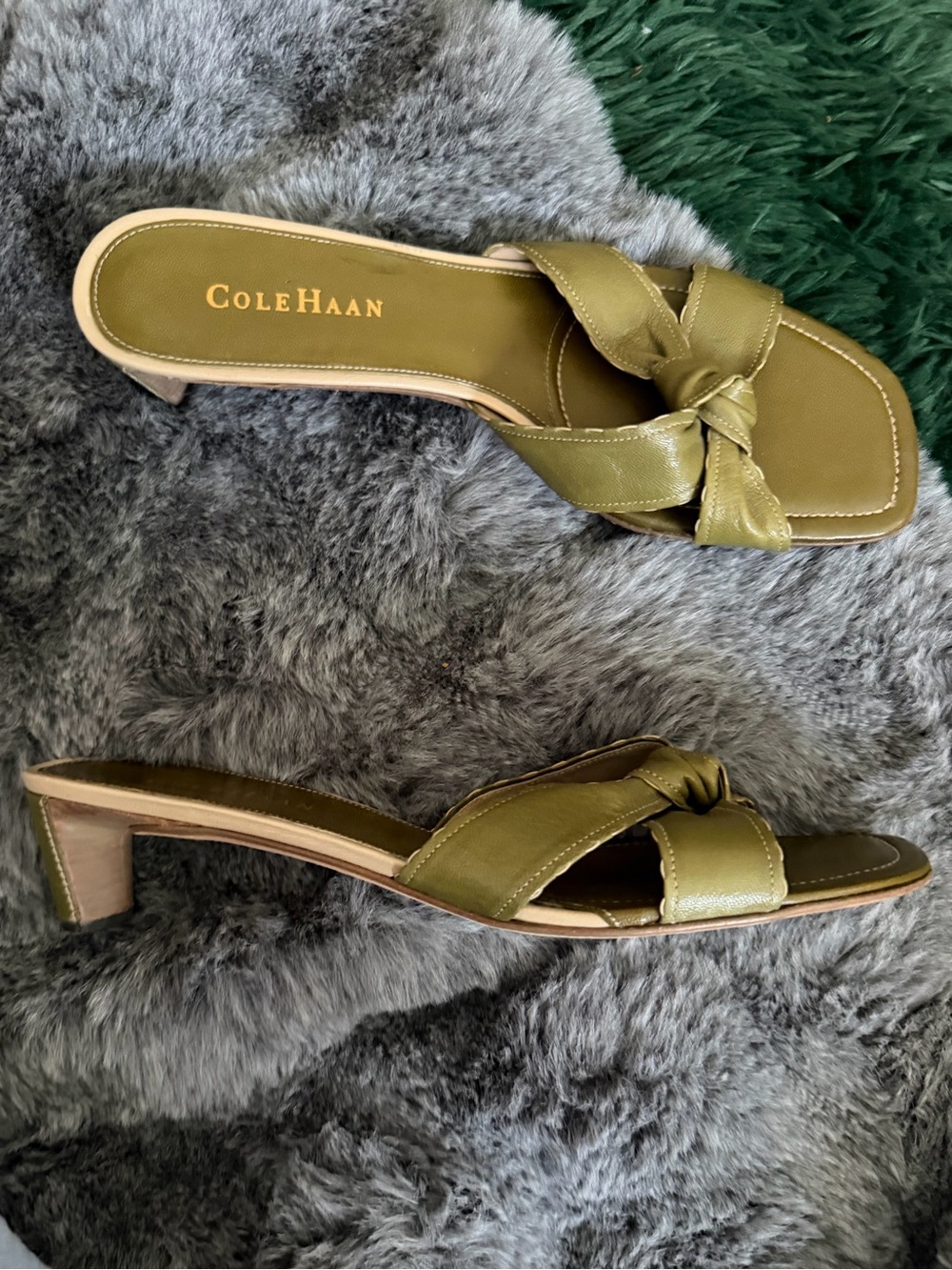 Cole Haan Olive Green Leather Knotted Slide Sandals Heels 9 AA Narrow